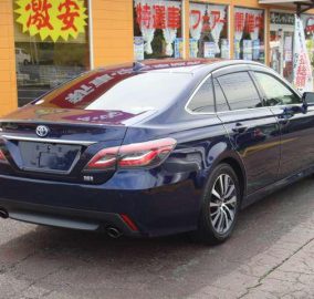 2019 Toyota Crown C
