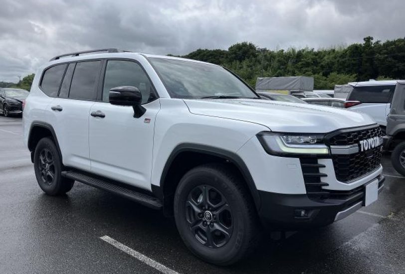Toyota LC300 GR Sport