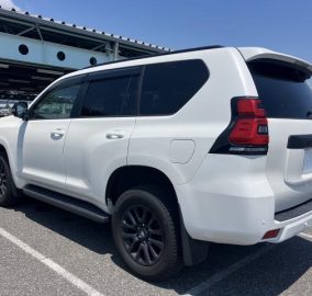 2023 Toyota Landcruiser Prado