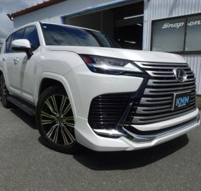 Lexus LX600