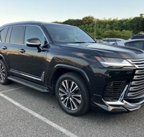 Lexus LX600