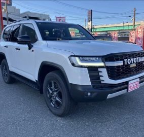 Toyota LC300 GR Sport