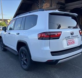 Toyota LC300 GR Sport