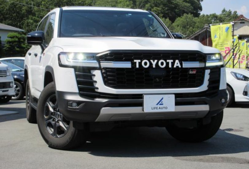 2023 Toyota LC300 GR Sport