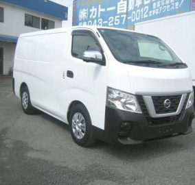 2020 Nissan NV350 Caravan
