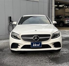 2019 Mercedes-Benz C200 AvantGarde AMG Line
