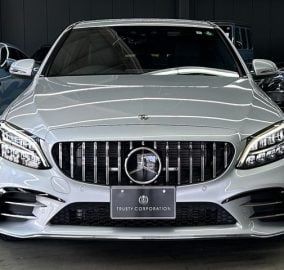 2020 Mercedes-Benz C180