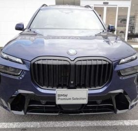 2025 BMW X7 xDrive40d