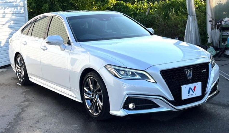 2020 Toyota Crown RS