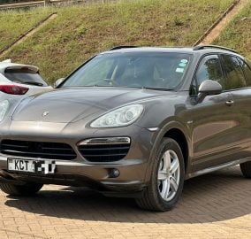 2013 Porsche Cayenne S Hybrid AWD 3.0L V6