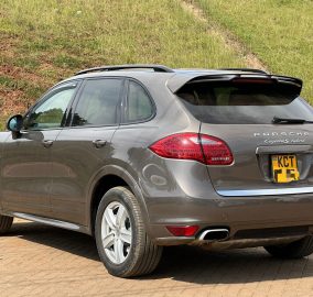 2013 Porsche Cayenne S Hybrid AWD 3.0L V6