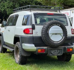 2013 Toyota FJ Cruiser 4WD