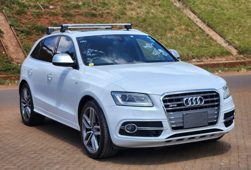 2016 Audi SQ5 3.0t V6 Quattro