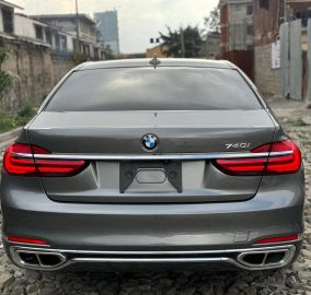 2016 BMW 7 Series 740i 3.0 2WD