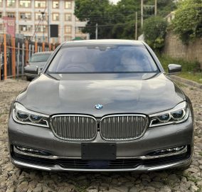 2016 BMW 7 Series 740i 3.0 2WD