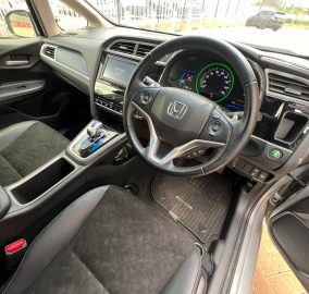 2016 Honda Shuttle Hybrid