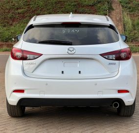 2016 Mazda Axela Hatchback 2.2l Skyactiv-D