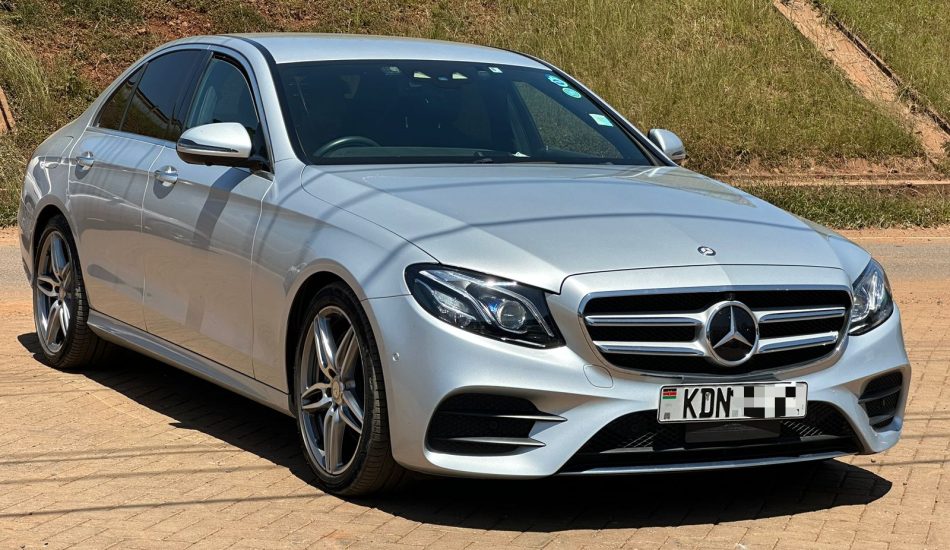 2016 Mercedes-Benz E200