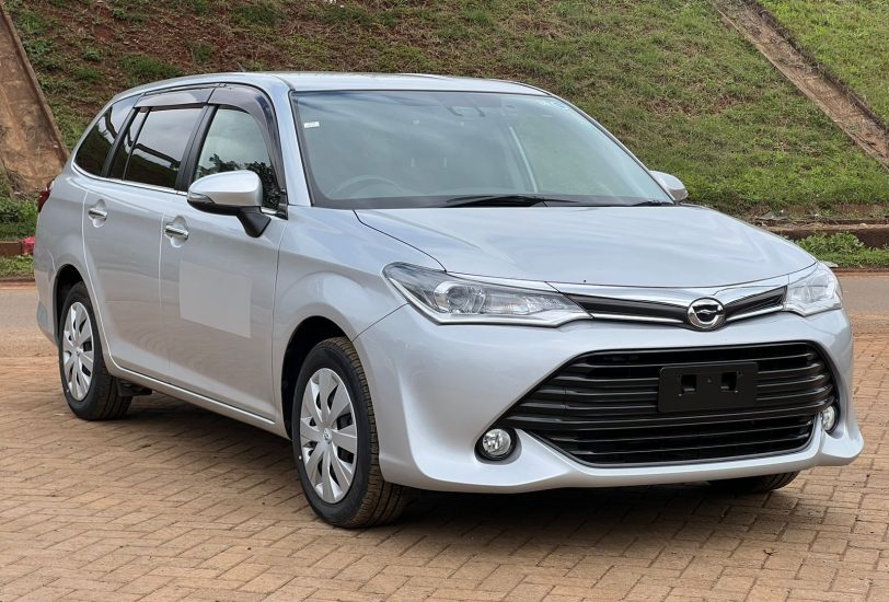 2016 Toyota Fielder S 1800cc