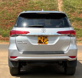 2016 Toyota Fortuner 2.8 GD-6 4x4 Manual