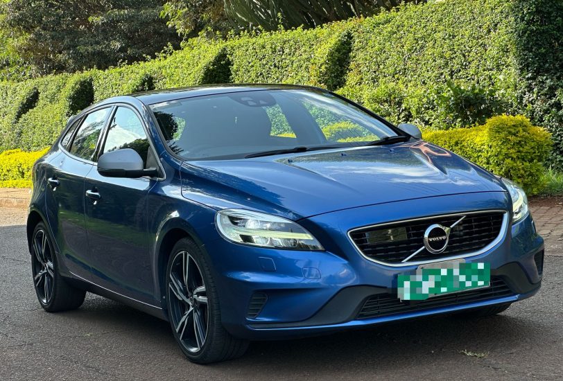 2017 Volvo V40 T5 R-Design 2.5L 2WD