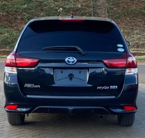 2017 Toyota Fielder WXB Hybrid 1.8 2WD