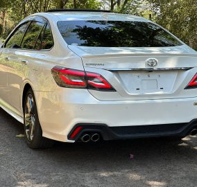 2018 Toyota Crown RS 2.0 Turbo