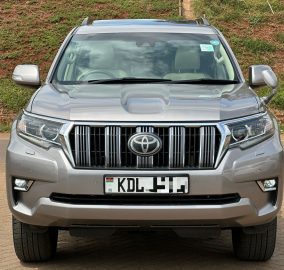 2018 Toyota Land Cruiser Prado TX GDJ150