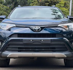2018 Toyota RAV4 Cruiser AWD 2.4L