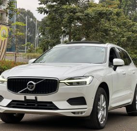 2018 Volvo XC60 D4 Momentum AWD