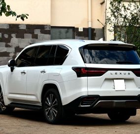 2022 Lexus LX 600 Luxury 3.5L V6