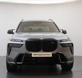 2023 BMW X7 M60i 4.4-litre V8 twin-turbo