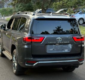 2023 Toyota Land Cruiser 300 ZX 70th Anniversary Edition