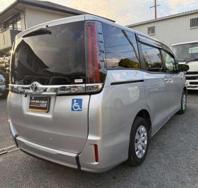 2020 Toyota Noah X