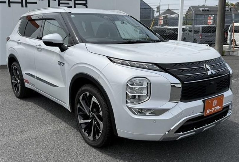 2021 Mitsubishi Outlander PHEV P