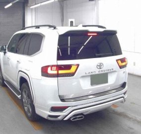 2022 Toyota Land Cruiser ZX 300 Series