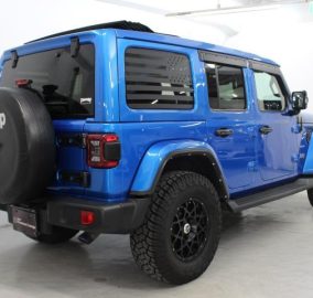 2021 Jeep Chrysler Wrangler Unlimited Sahara