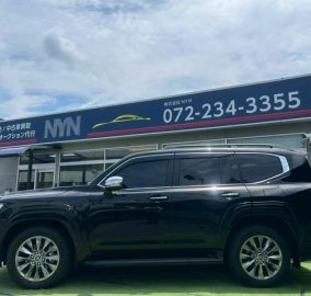 2023 Toyota Land Cruiser ZX 300 Series