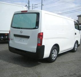 2020 Nissan NV350 Caravan