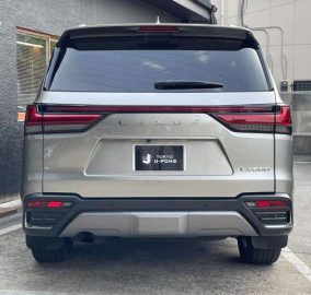 2022 Lexus LX600