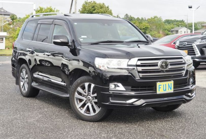 2021 Toyota Land Cruiser ZX V8
