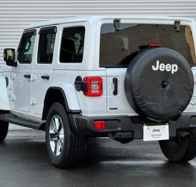 2020 Jeep Chrysler Wrangler Unlimited Sahara