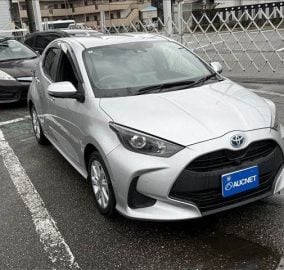 2020 Toyota Yaris G Hybrid