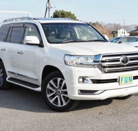 2020 Toyota Landcruiser ZX