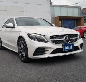 2019 Mercedes-Benz C200 AvantGarde AMG Line