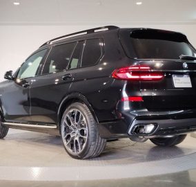 2025 BMW X7 xDrive40d M Sport