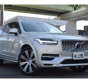 2022 Volvo XC90 Recharge Plug-In Hybrid T8 AWD Inscription