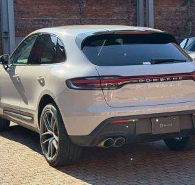 2022 Porsche Macan S