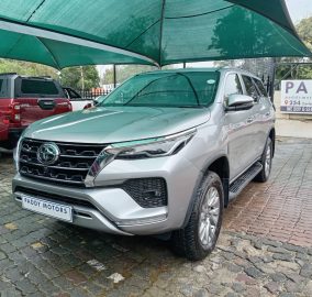 Toyota Fortuner VX