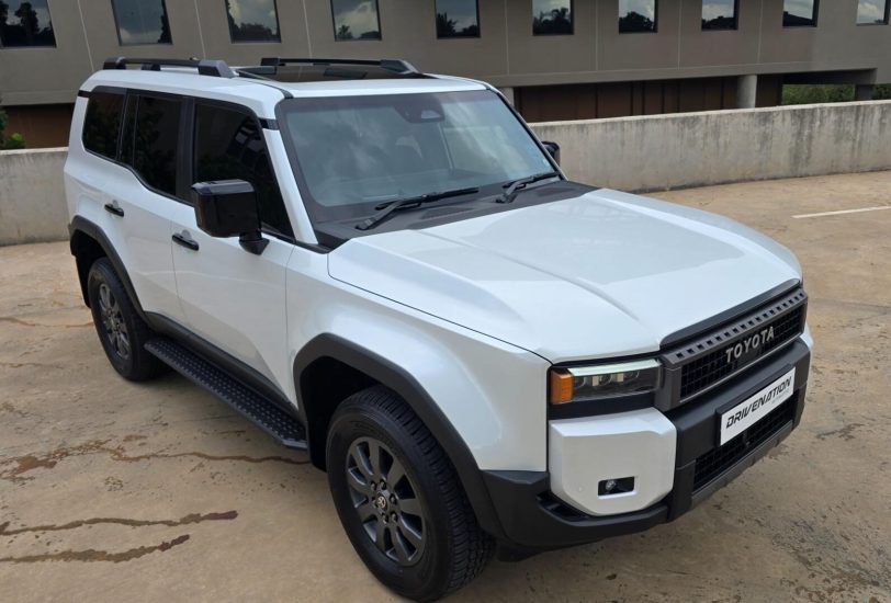 2025 Toyota Prado VX